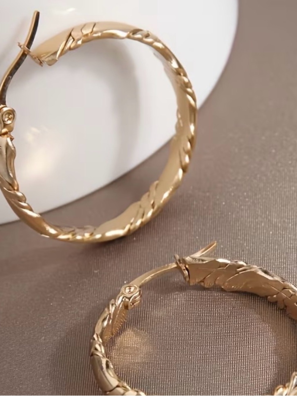 18K Gold-Plated Stainless Steel Twisted Hoop Earrings - Golden - Picture 4 of 9